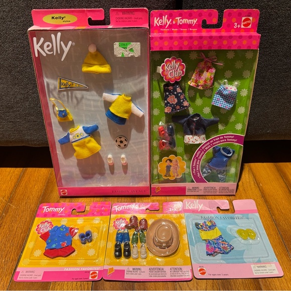 HUGE NIB 2000s Mattel Barbies Sister Kelly And Tommy Fashion Sets HTF